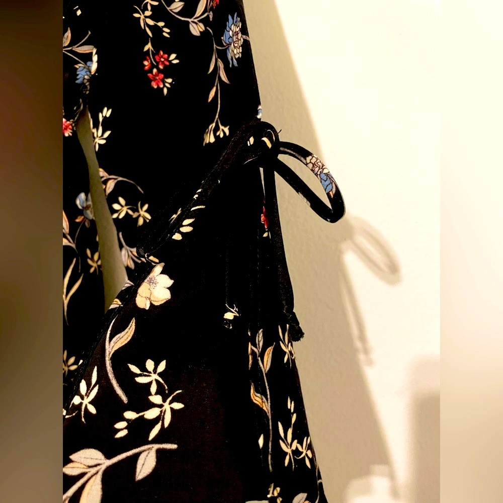 Floral dress - Picture 2 of 3